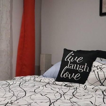 Your Cozy Comfy Rental Ню Йорк Екстериор снимка