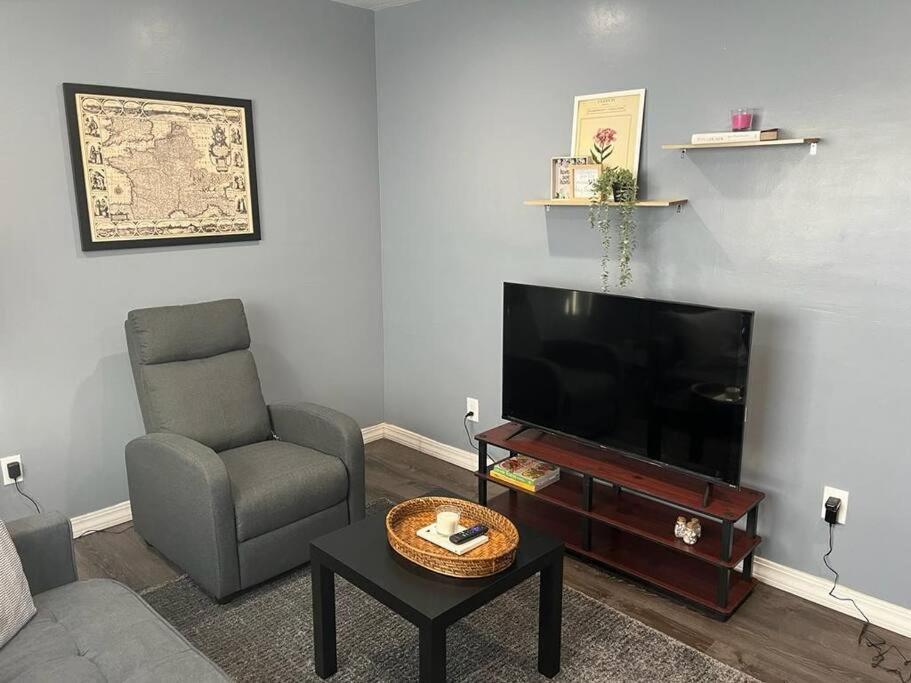 Your Cozy Comfy Rental Ню Йорк Екстериор снимка